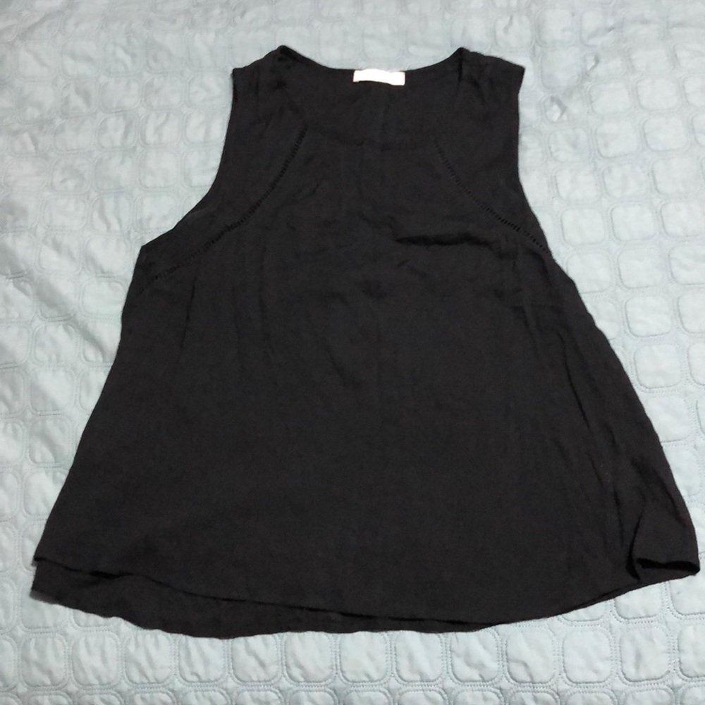 Black shirt